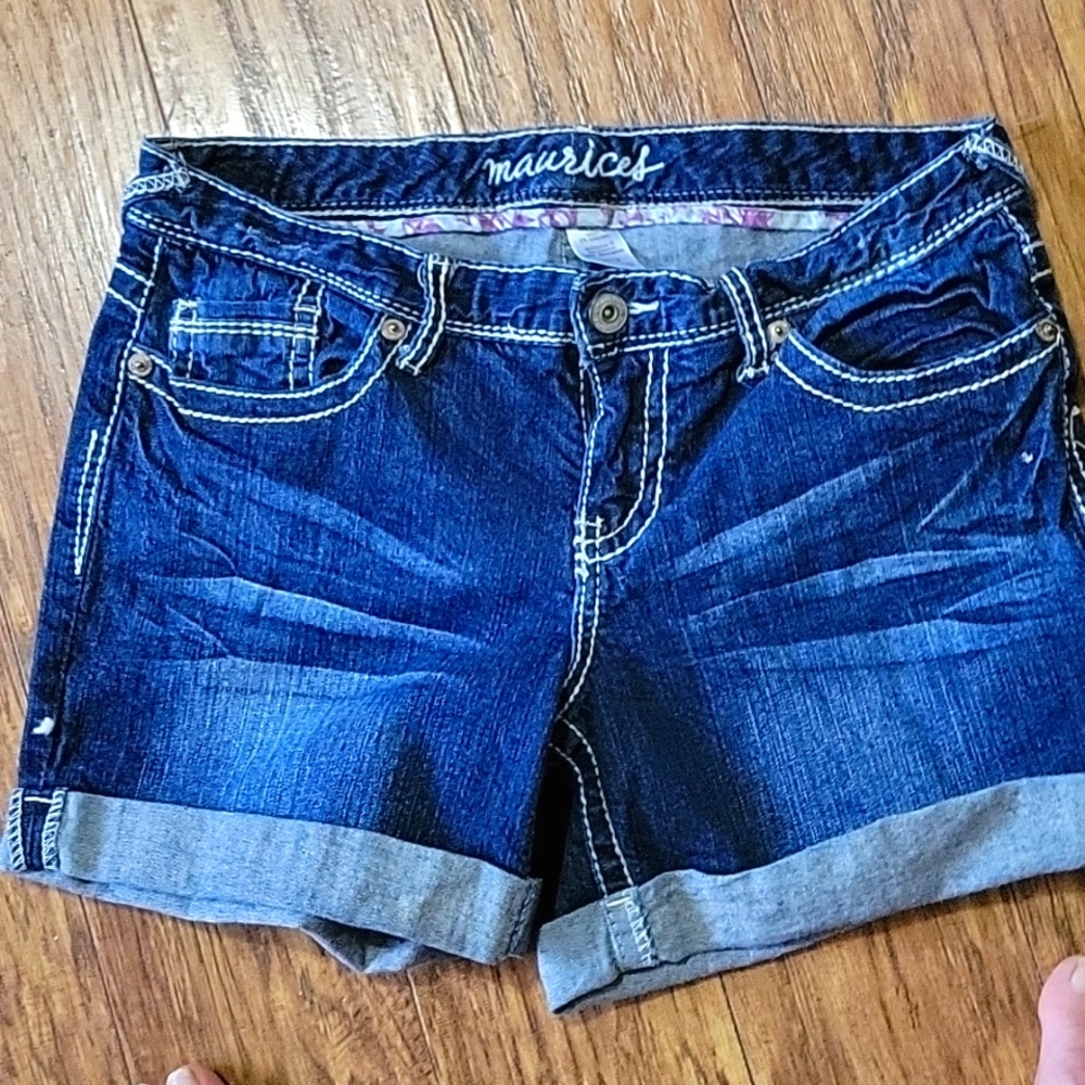 Women's maurices Jean shorts sz 11/12